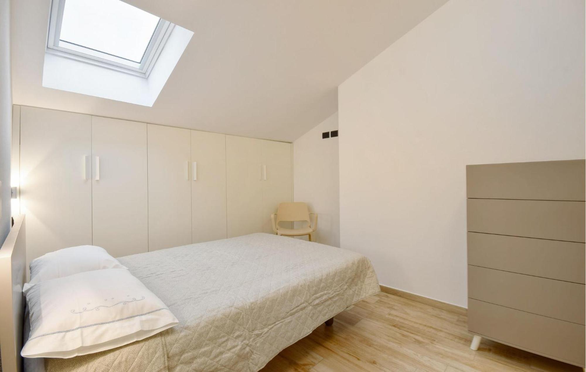 Beautiful Apartment In Moneglia With Kitchen Exteriör bild