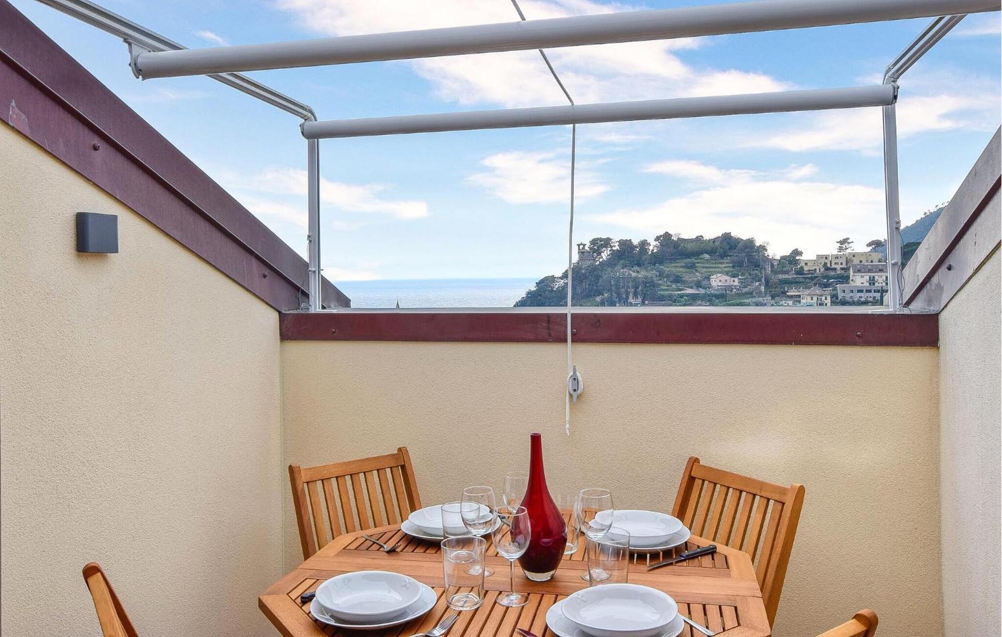 Beautiful Apartment In Moneglia With Kitchen Exteriör bild